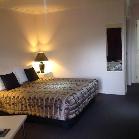 Central Park Motor Inn Taumarunui Exterior photo