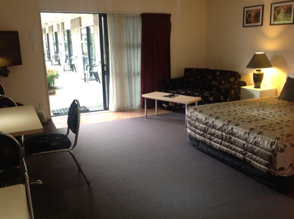 Central Park Motor Inn Taumarunui Exterior photo
